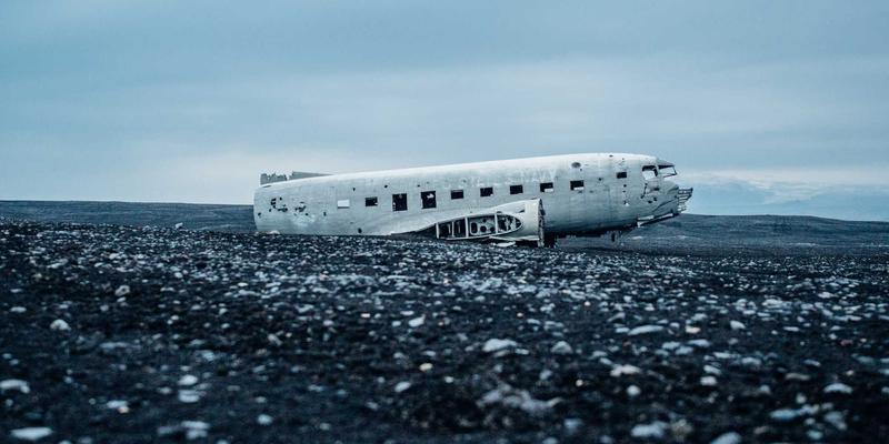 品牌社群运营：从用户聚集到品牌共创的深度关系构建 | 专业品牌策划与营销服务指南