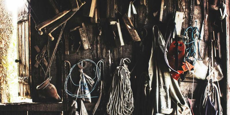 品牌策划与设计新思维：如何将产品功能升维为情感共鸣的价值主张